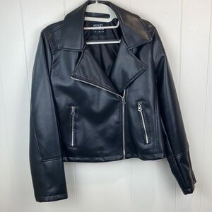 NWOT Chic Faux Leather Jacket